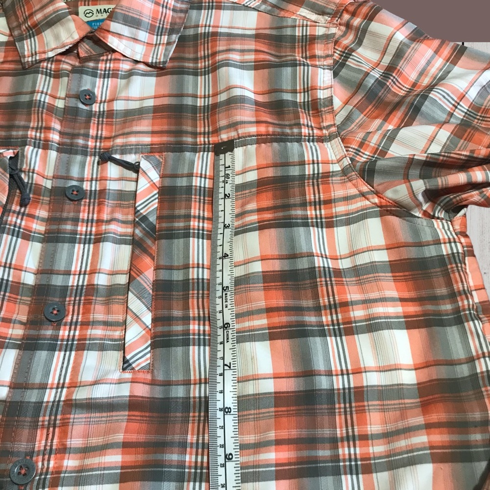 MAGELLAN Vented Plaid Mag Wick Fish Gear Button Down Utility Shirt - Picture 10 of 11